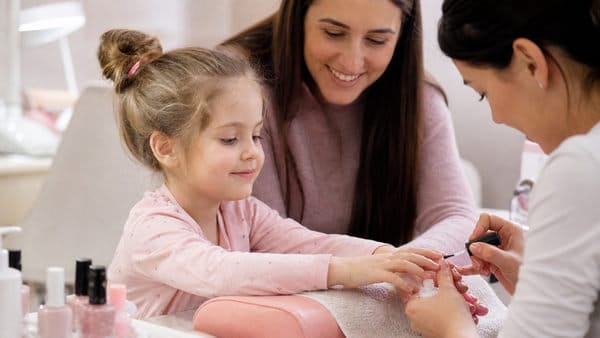 Kids Manicure in Dawson Creek: What Parents Should Know