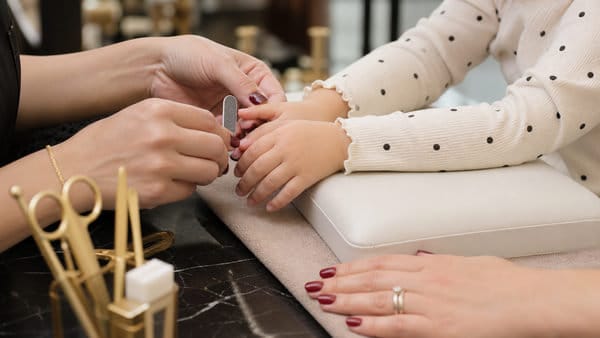 Kids Manicure Price, Age Eligibility, and Adult Service Comparison