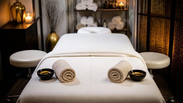What Is a Four Hands Massage?